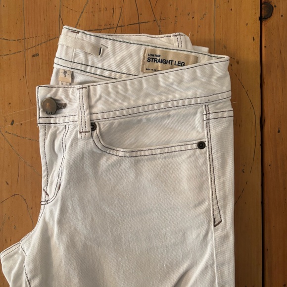 Low-Rise Straight Leg GAP White Jeans - Picture 2 of 4